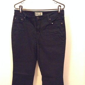 Black Levi Signature Jeans misses size 14 Medium